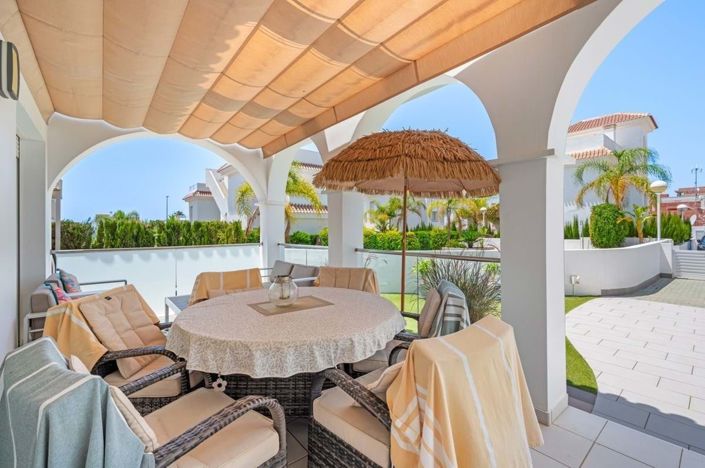 Image No.12-3 Bed Villa for sale