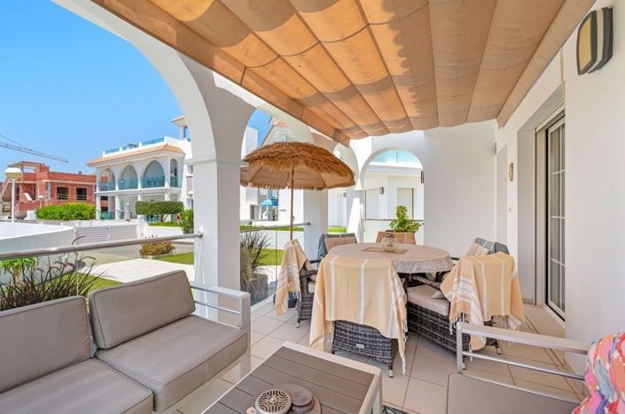 Image No.14-3 Bed Villa for sale