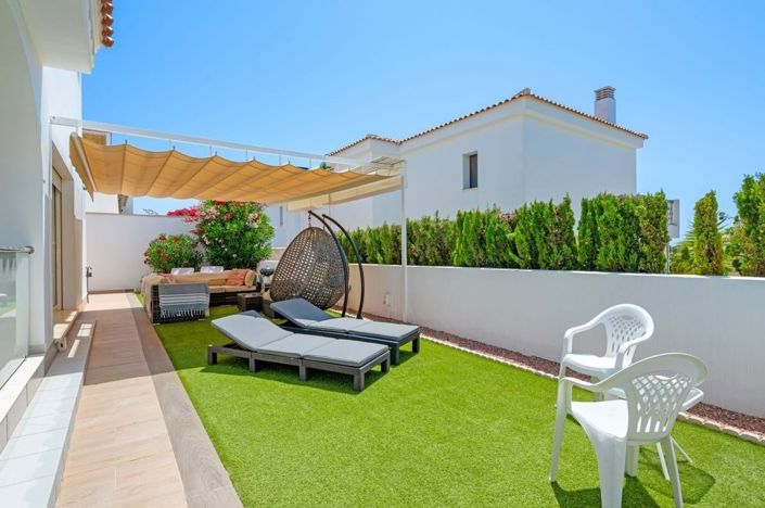 Image No.18-3 Bed Villa for sale