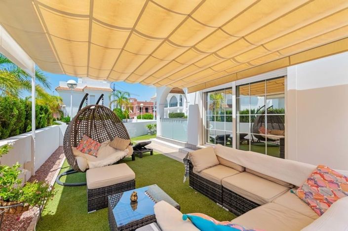 Image No.3-3 Bed Villa for sale