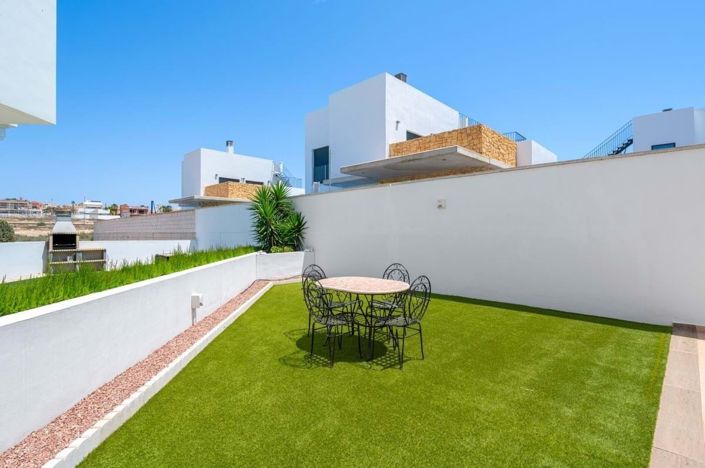 Image No.44-3 Bed Villa for sale