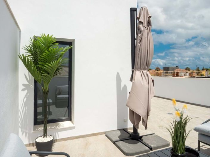 Image No.111-3 Bed Semi-Detached for sale