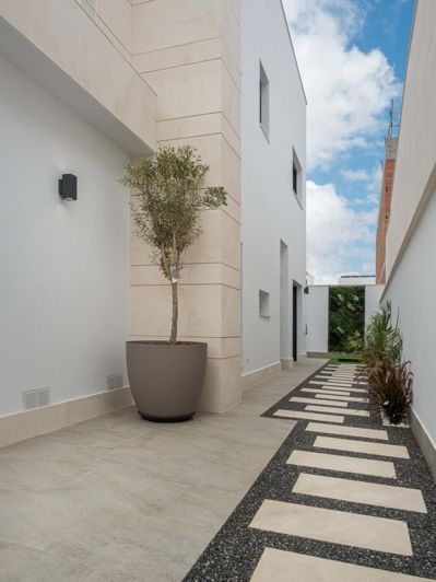 Image No.130-3 Bed Semi-Detached for sale