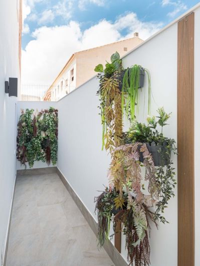 Image No.132-3 Bed Semi-Detached for sale