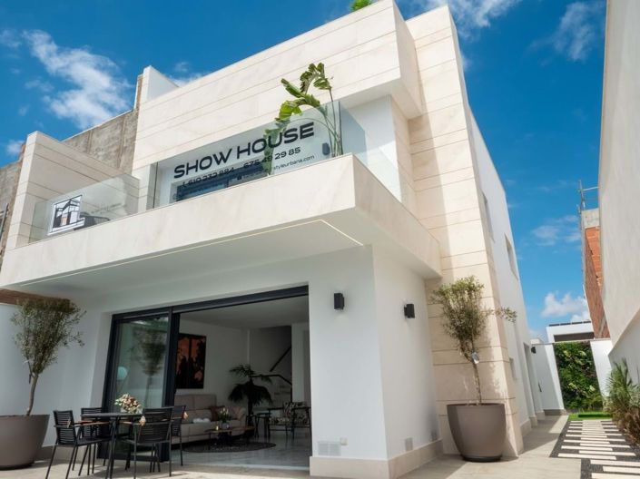 Image No.134-3 Bed Semi-Detached for sale