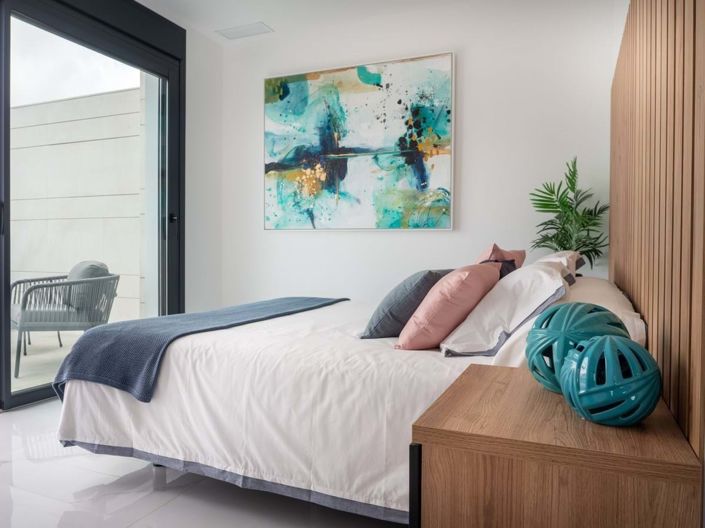 Image No.47-3 Bed Semi-Detached for sale