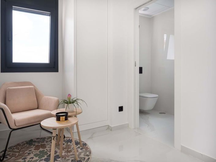 Image No.63-3 Bed Semi-Detached for sale