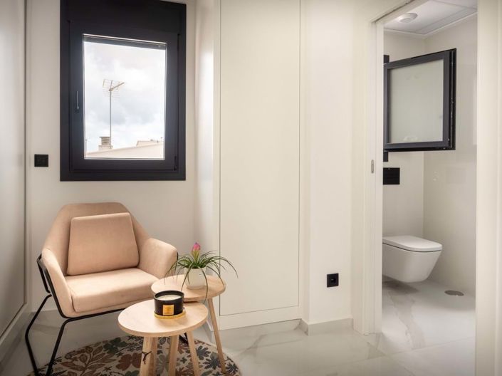 Image No.64-3 Bed Semi-Detached for sale