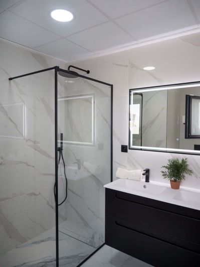 Image No.84-3 Bed Semi-Detached for sale