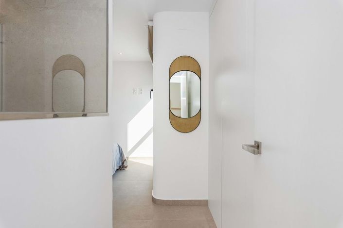 Image No.28-3 Bed Semi-Detached for sale