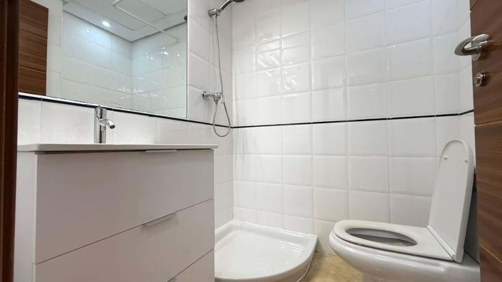 Image No.23-2 Bed Apartment for sale