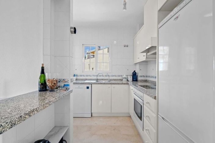 Image No.11-2 Bed Apartment for sale