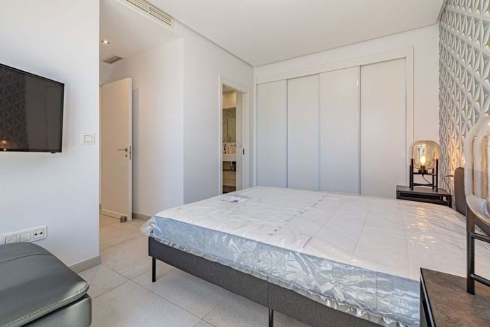 Image No.15-3 Bed Penthouse for sale