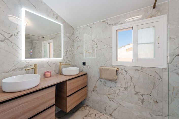 Image No.37-Villa de 4 chambres à vendre à Estepona