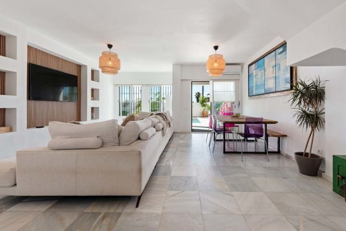 Image No.45-Villa de 4 chambres à vendre à Estepona