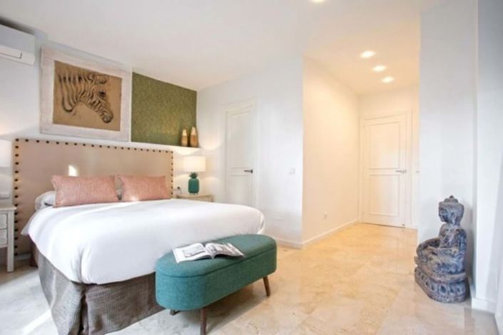 Image No.8-2 Bed Townhouse for sale