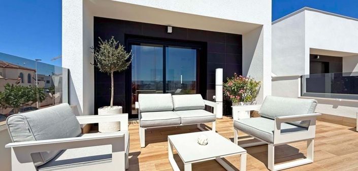 Image No.22-2 Bed Villa for sale