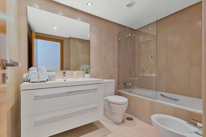 Image No.5-3 Bed Penthouse for sale