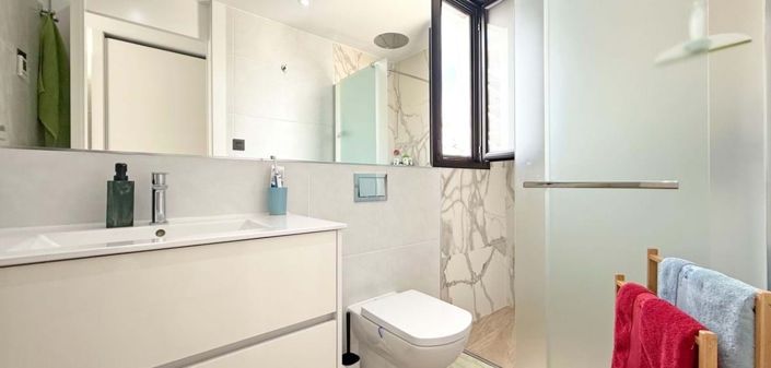 Image No.20-3 Bed Apartment for sale