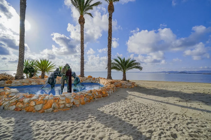 Image No.37-3 Bed Semi-Detached for sale