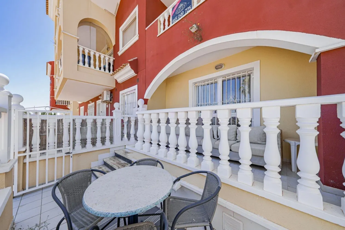 Image No.4-3 Bed Semi-Detached for sale