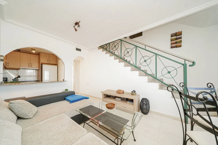 Image No.7-3 Bed Semi-Detached for sale