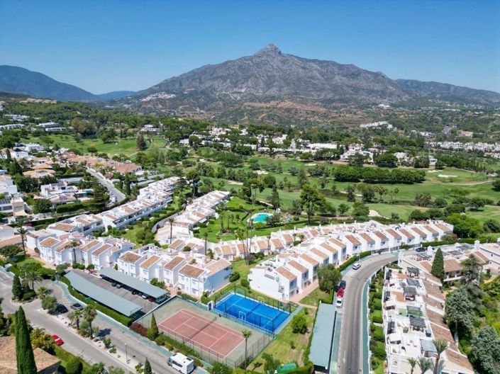 Image No.24-2 Bed Apartment for sale