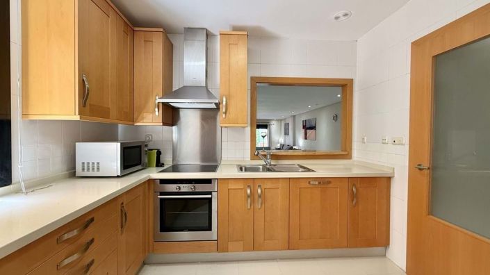 Image No.18-2 Bed Apartment for sale