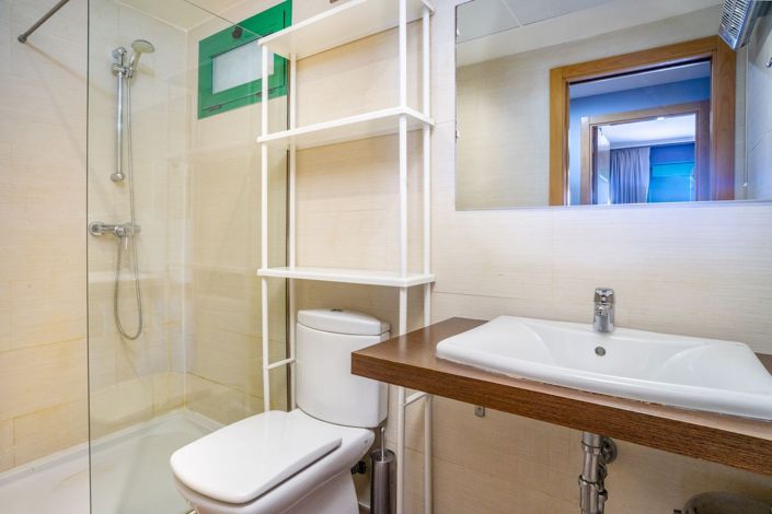 Image No.35-2 Bed Apartment for sale