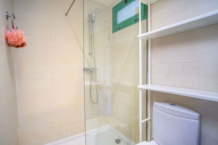 Image No.36-2 Bed Apartment for sale