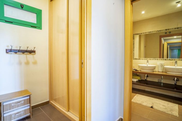 Image No.39-2 Bed Apartment for sale