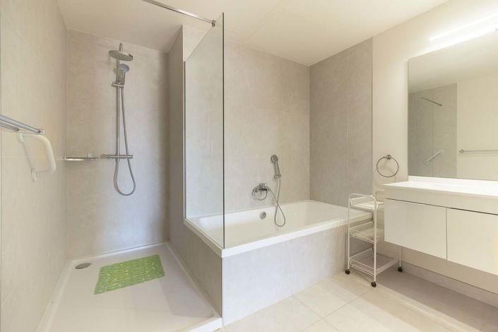 Image No.28-3 Bed Apartment for sale