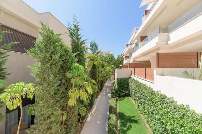 Image No.49-3 Bed Apartment for sale