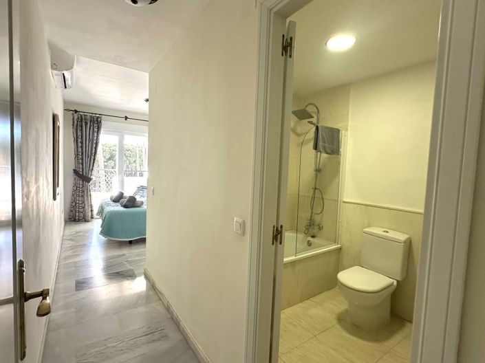 Image No.29-2 Bed Apartment for sale