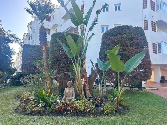 Image No.49-2 Bed Apartment for sale