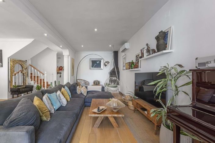 Image No.13-4 Bed Semi-Detached for sale