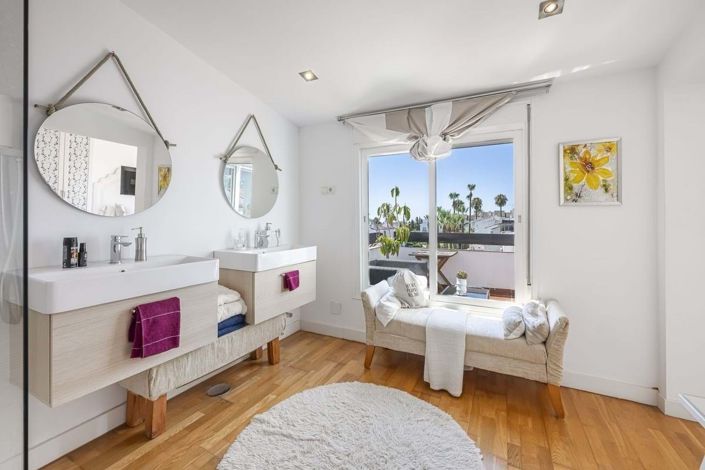 Image No.23-4 Bed Semi-Detached for sale