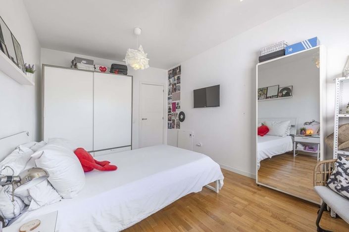 Image No.33-4 Bed Semi-Detached for sale