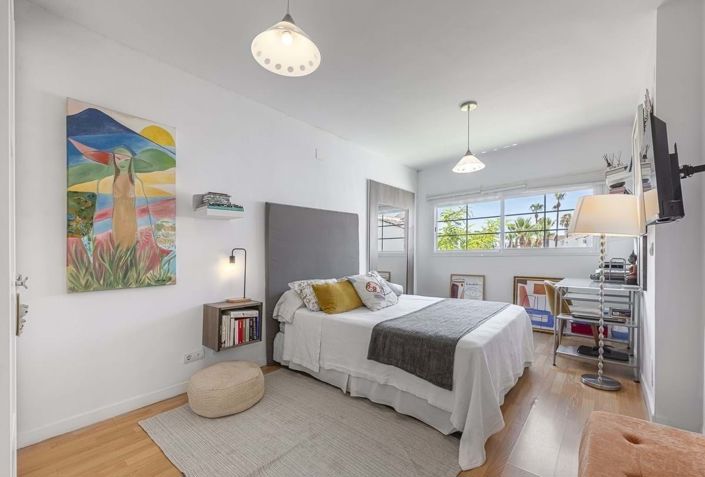 Image No.35-4 Bed Semi-Detached for sale