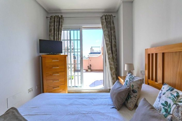 Image No.22-3 Bed Apartment for sale