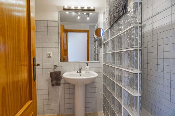 Image No.23-3 Bed Apartment for sale