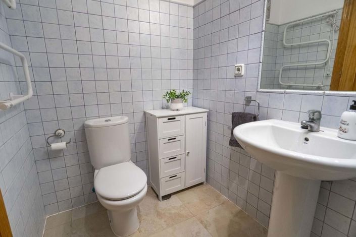 Image No.24-3 Bed Apartment for sale