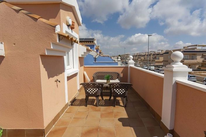 Image No.34-3 Bed Apartment for sale