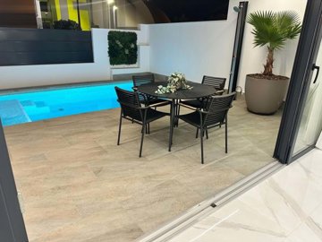 1447-630083-78d1f4f8b6655591b02d22fabb36a692d