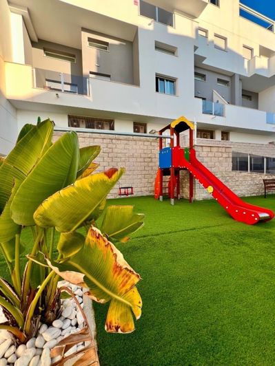 Image No.14-2 Bed Apartment for sale