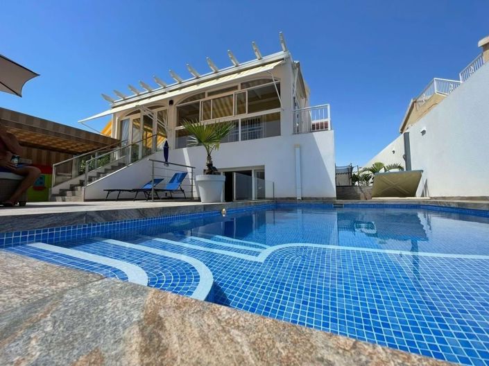 Image No.1-Bungalow de 3 chambres à vendre à Orihuela Costa