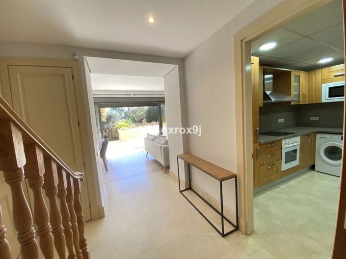 Image No.11-2 Bed Apartment for sale