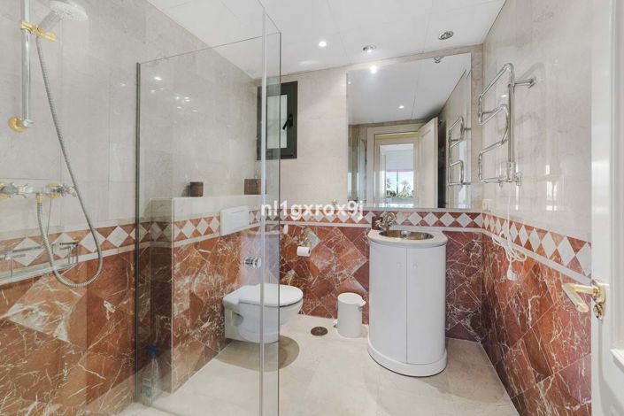 Image No.19-2 Bed Apartment for sale