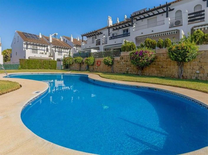 Image No.1-3 Bed Property for sale