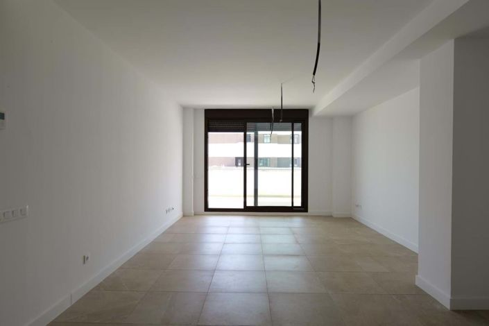 Image No.18-2 Bed Apartment for sale